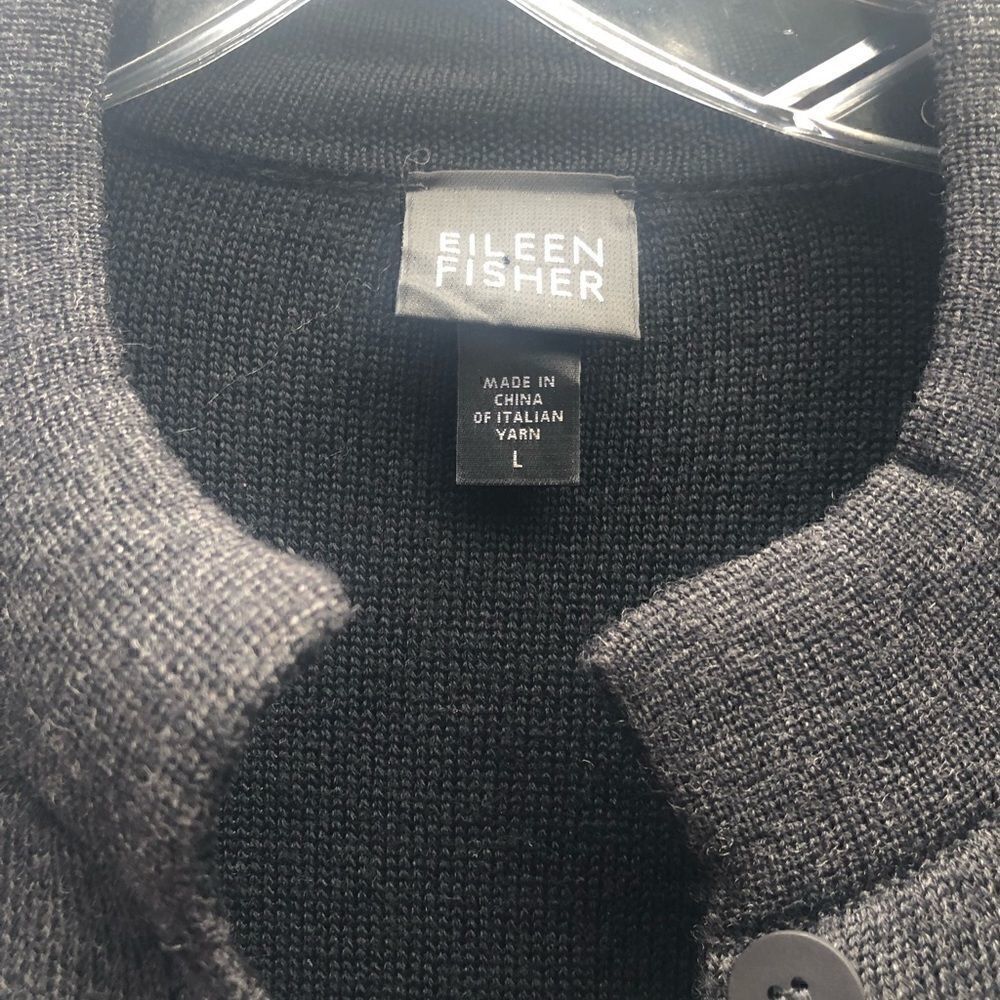 🔥💥Eileen fisher heavy beautiful 100% Merino wool cardigan.Worn one season